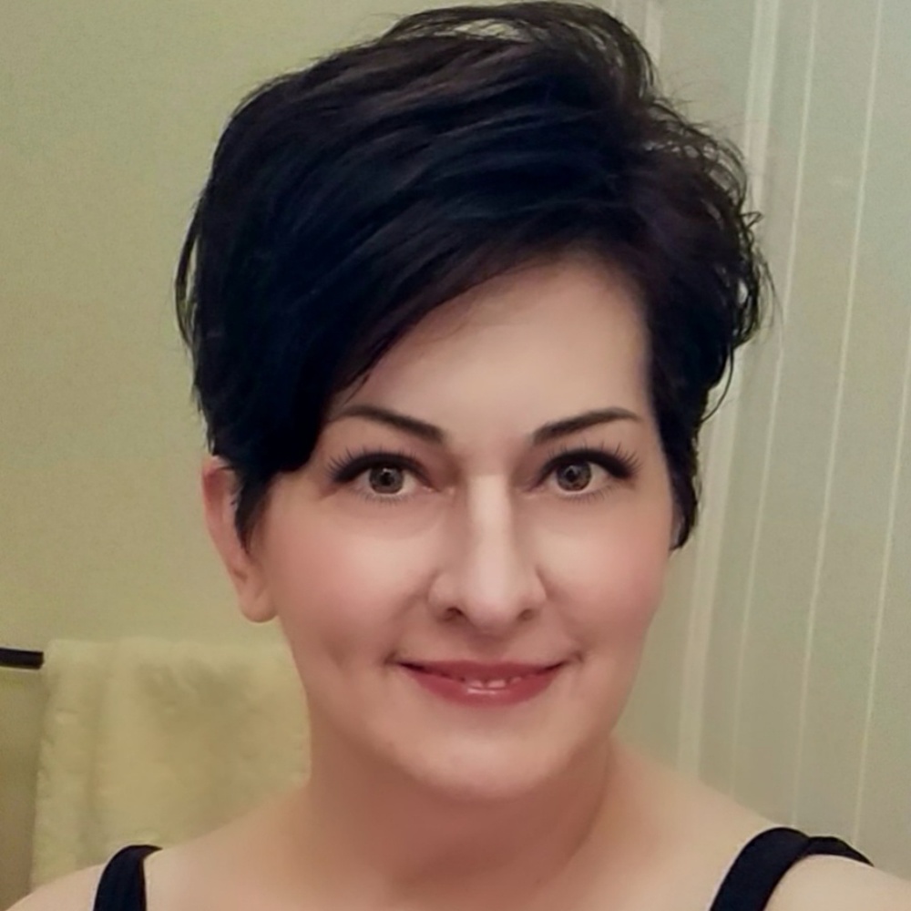 Meet your Posher, Julie